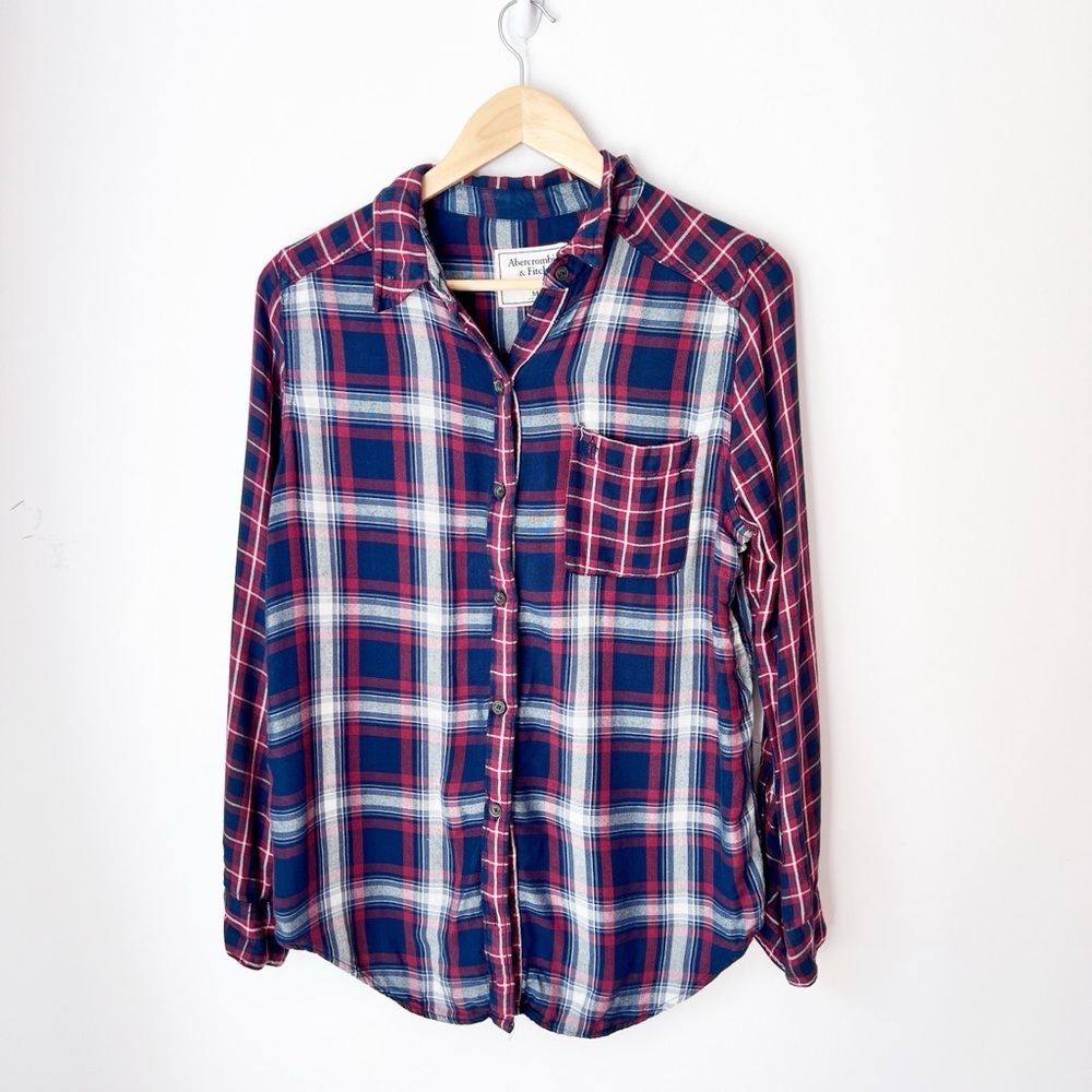Abercrombie & Fitch Button Down Shirt Red Navy Plaid Flannel Style‎